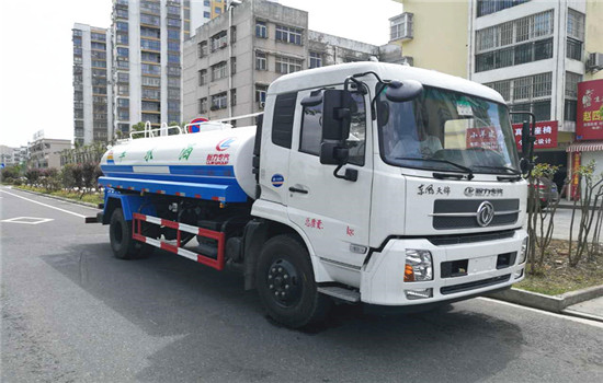 東風(fēng)天錦灑水車︱12方灑水車圖片