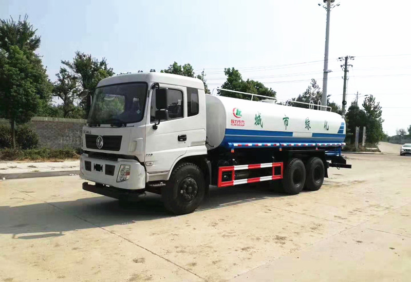 東風(fēng)后雙橋灑水車︱18噸灑水車圖片