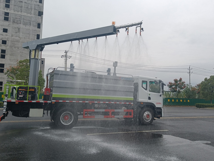 東風(fēng)D9旋轉(zhuǎn)伸縮臂鐵路抑塵車-程力12方煤炭運輸降塵_榆林12方抑塵灑水車_霧化感應(yīng)噴淋車_煤炭降塵車