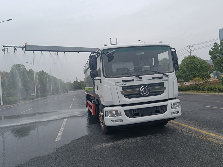 東風(fēng)D9免稅的鐵路抑塵車--12噸降塵灑水車_太原鐵路裝卸煤炭防塵車_煤炭固化劑噴淋車