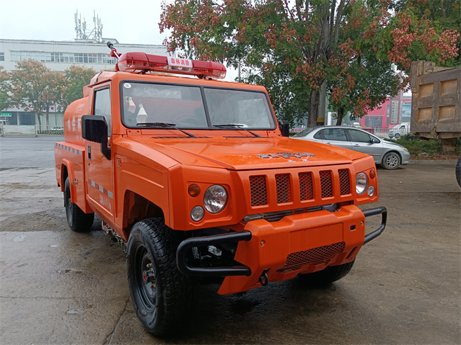 森林防火指揮車_2噸四驅消防灑水車_江蘇浙江_森林消防供水車_北汽四驅2噸森林消防車